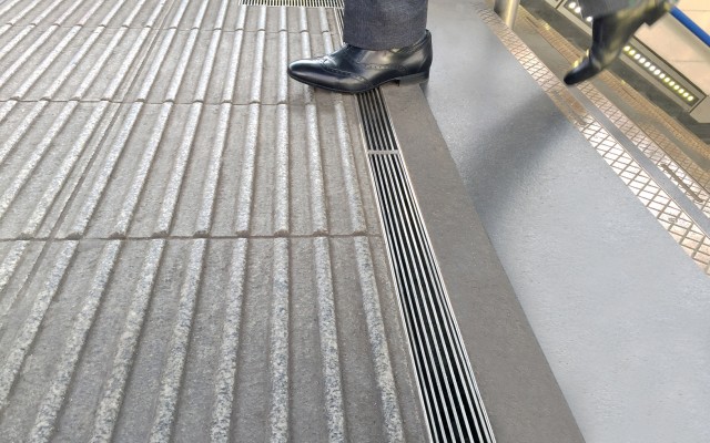 External Channels at Green Park Tube Station